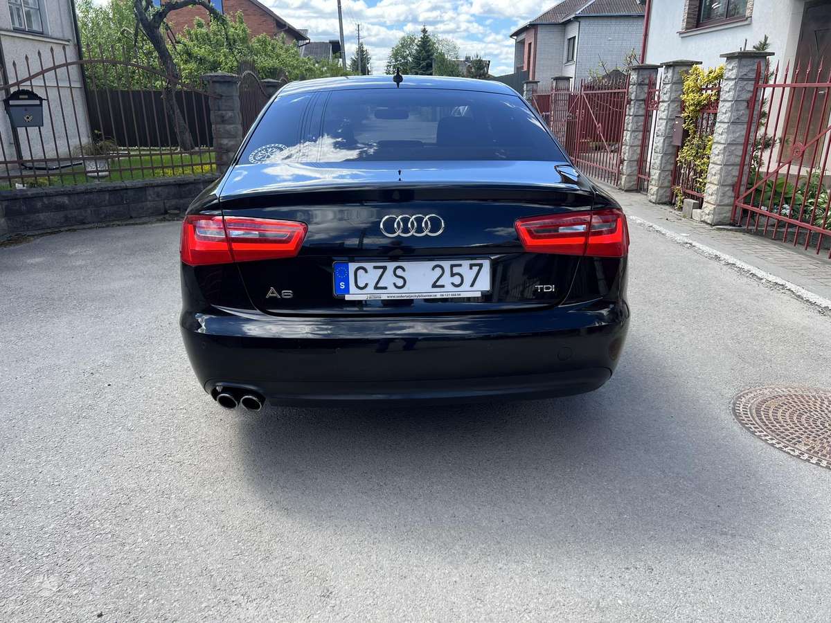 Audi A6, 2.0 l., Седан