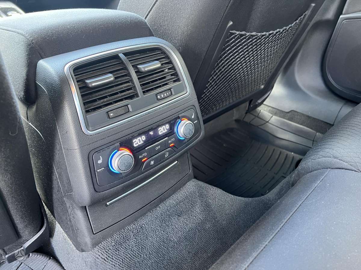 Audi A6, 2.0 l., Седан