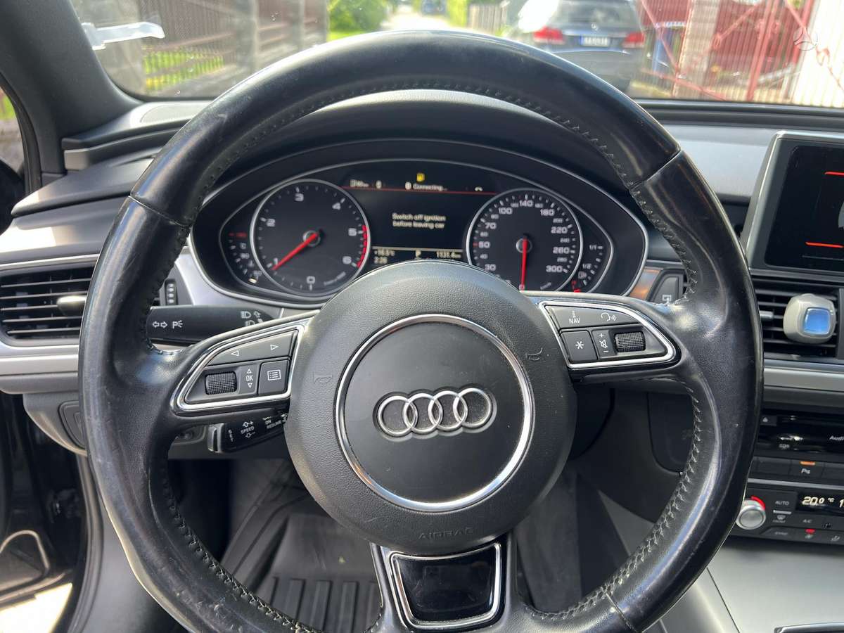 Audi A6, 2.0 l., Седан