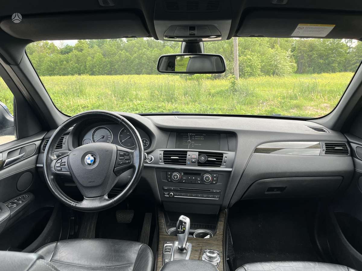 BMW X3, 2.0 l., off-road / crossover