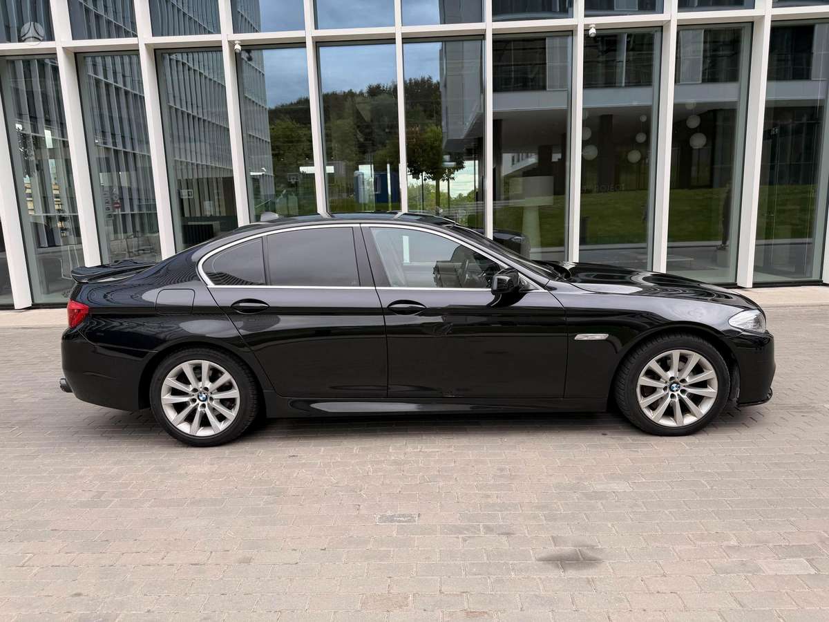 BMW 530, 3.0 l., Седан