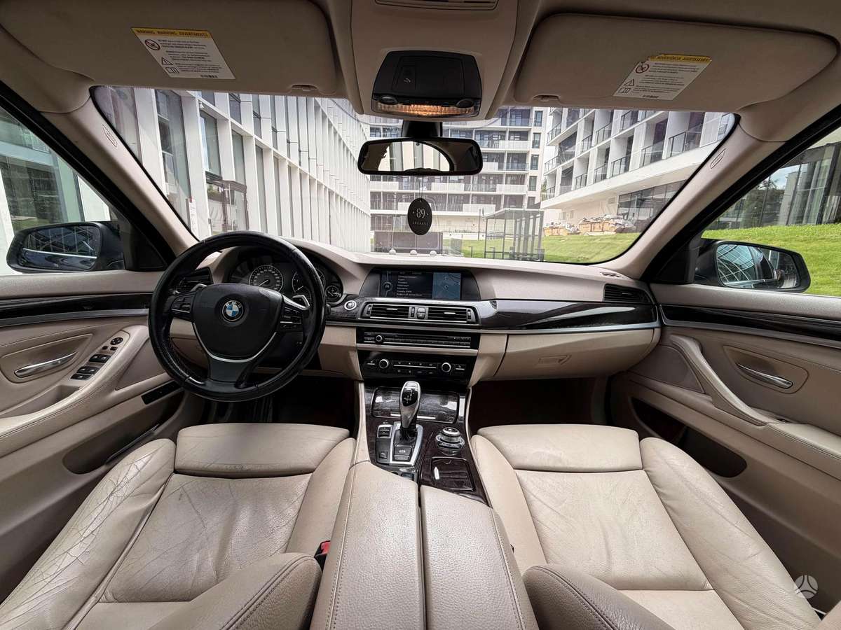 BMW 530, 3.0 l., Седан