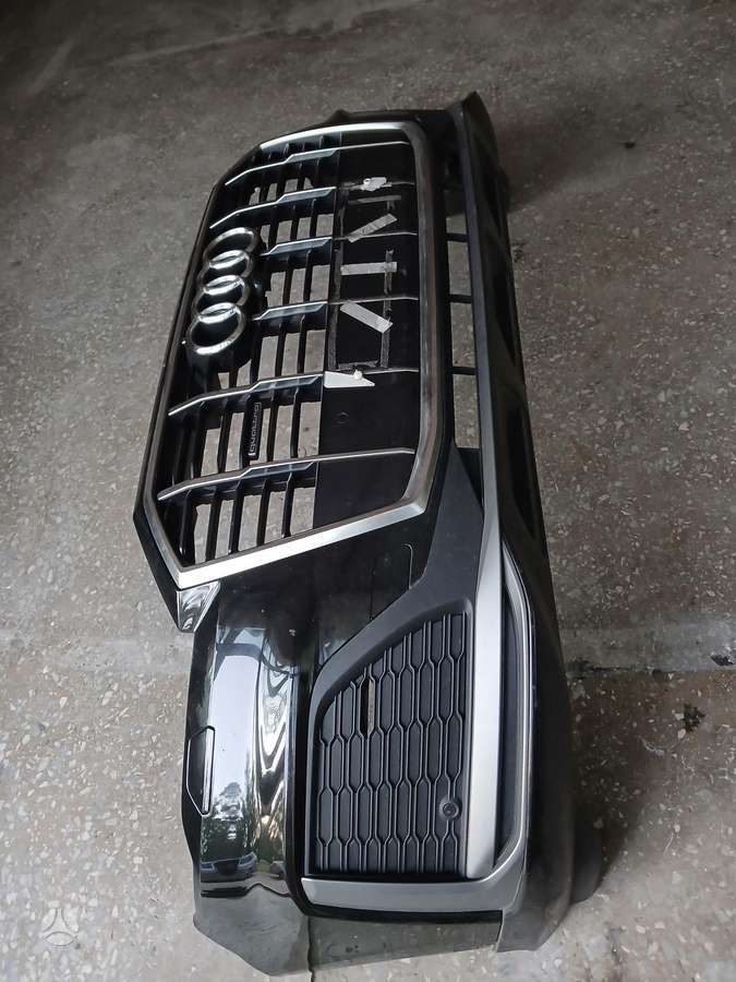 Audi Q7 Audi q7 dalimis