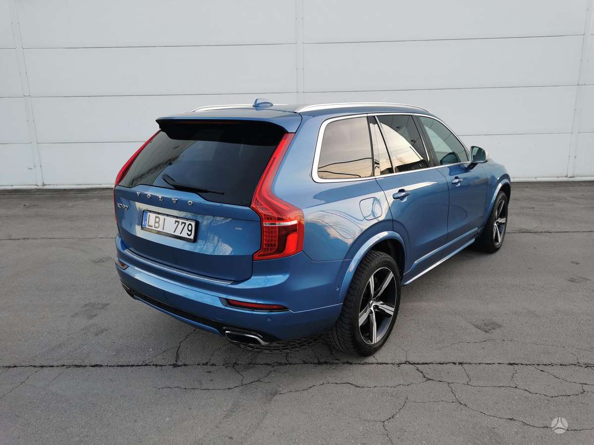 Volvo XC90 - 4