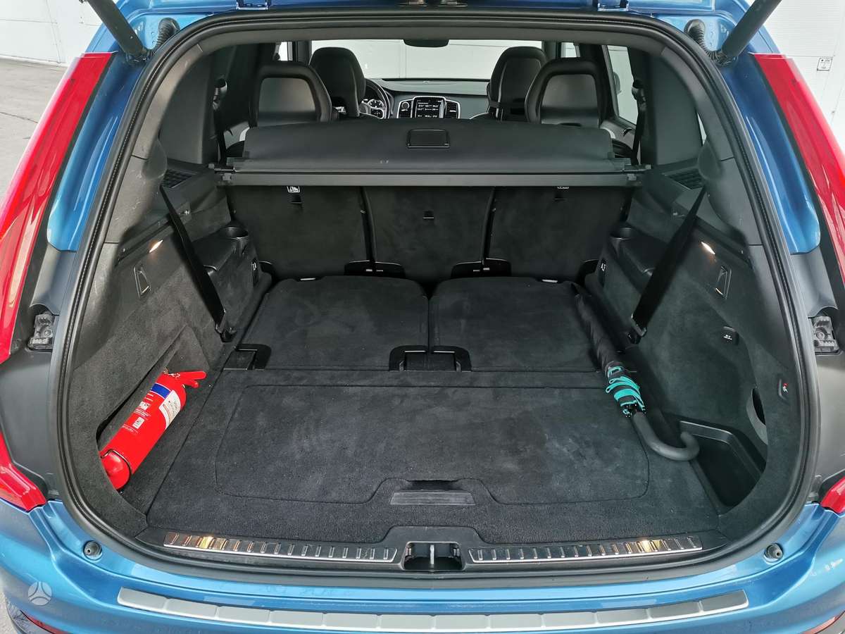 Volvo XC90 - 12