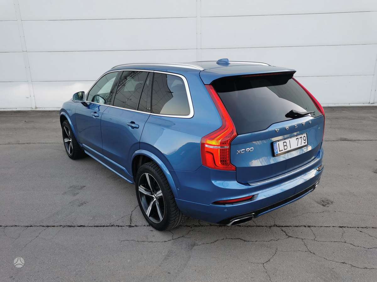 Volvo XC90 - 3