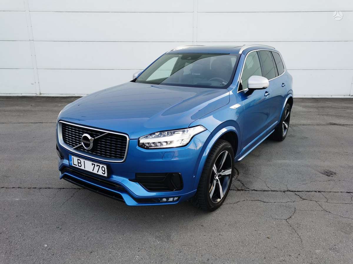 Volvo XC90 - 1