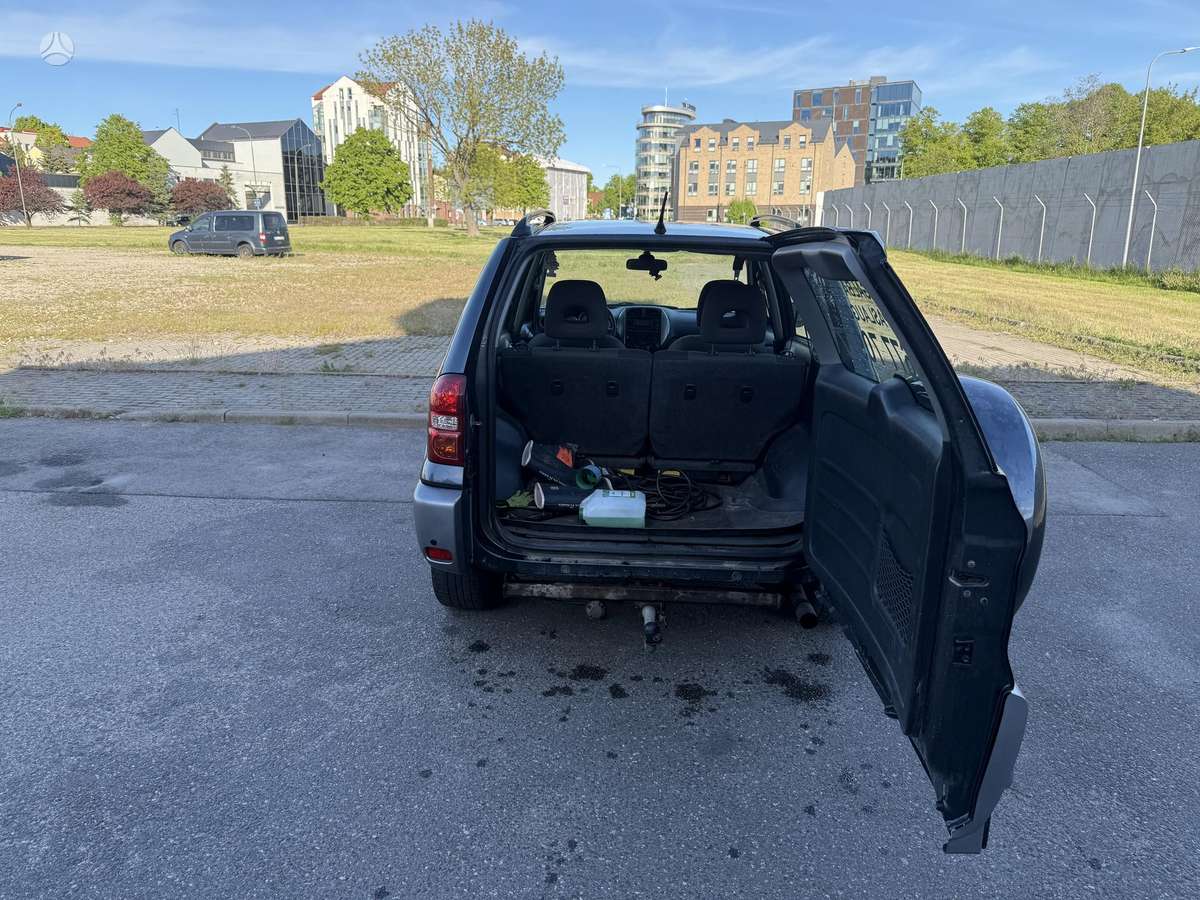 Toyota RAV4, mpv / minivan