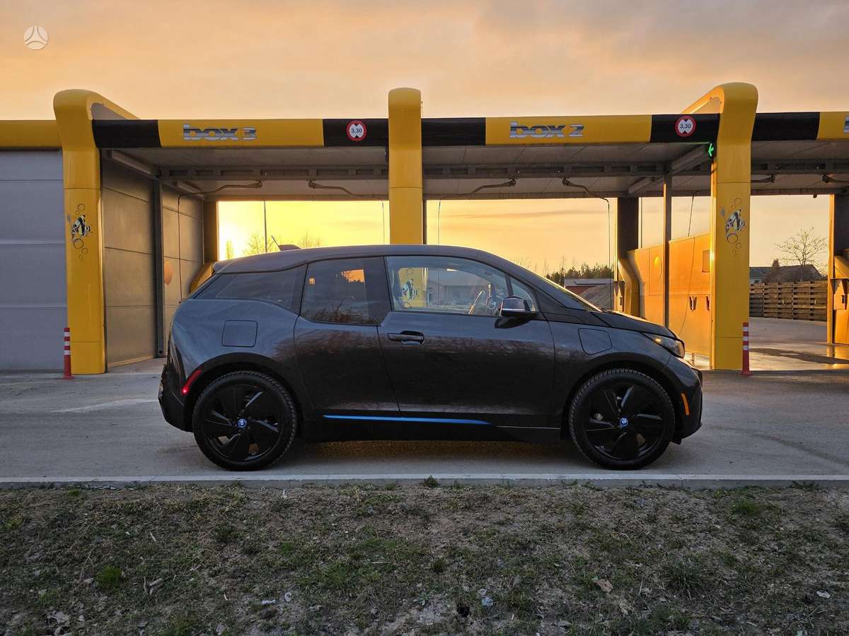BMW i3, Минивэн