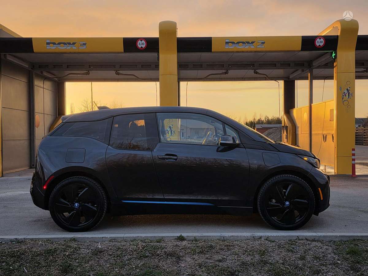 BMW i3, mpv / minivan