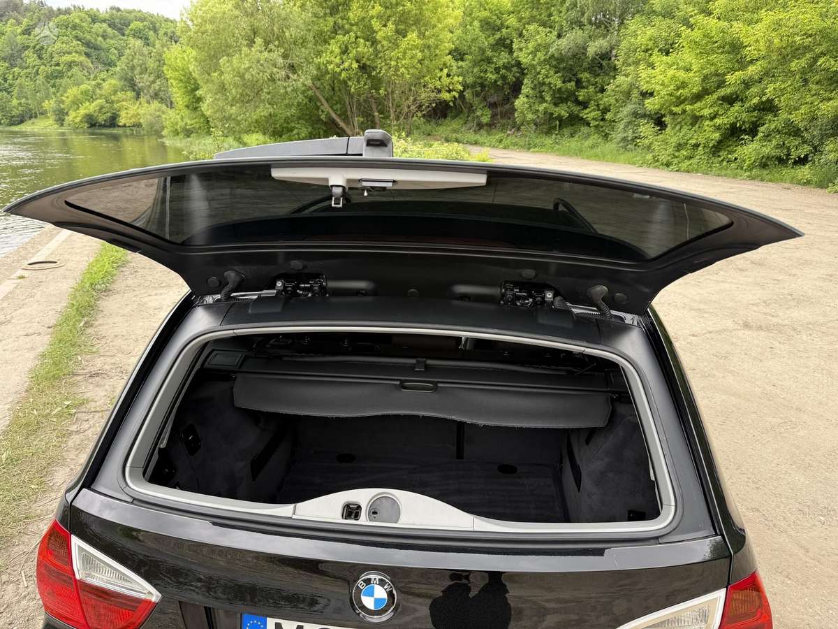 BMW 320, 2.0 l., Универсал