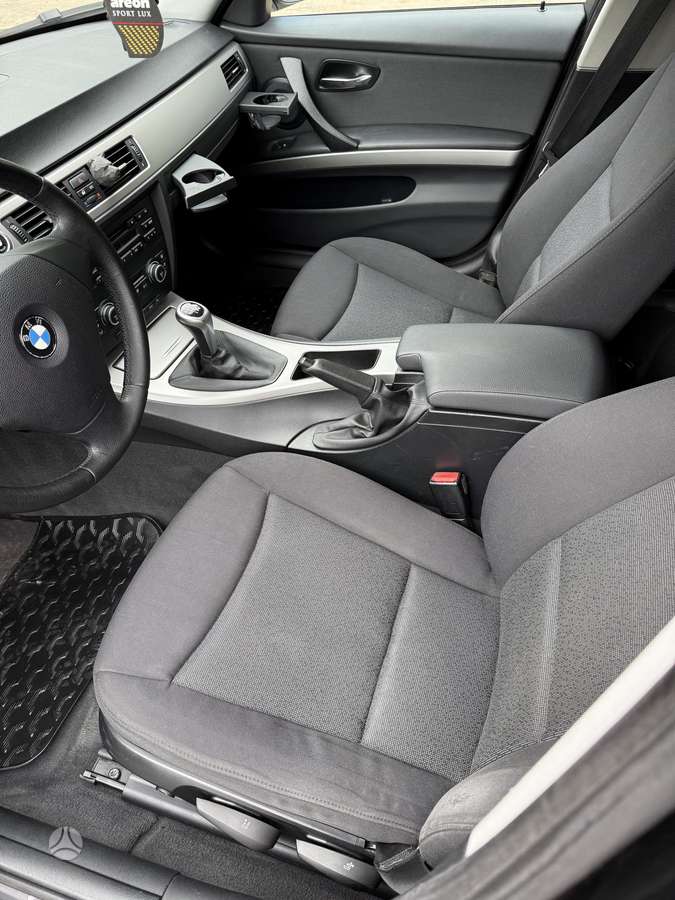 BMW 320, 2.0 l., wagon