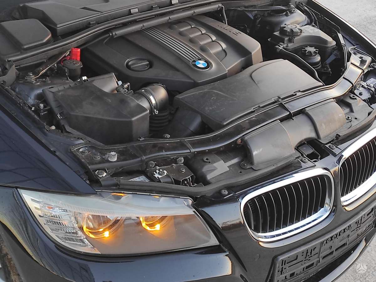 BMW 320, 2.0 l., Универсал