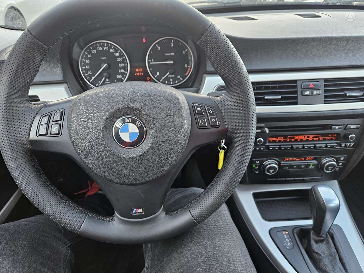 BMW 320, 2.0 l., Универсал