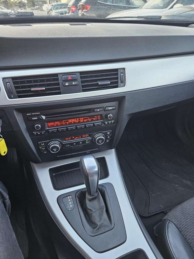 BMW 320, 2.0 l., Универсал