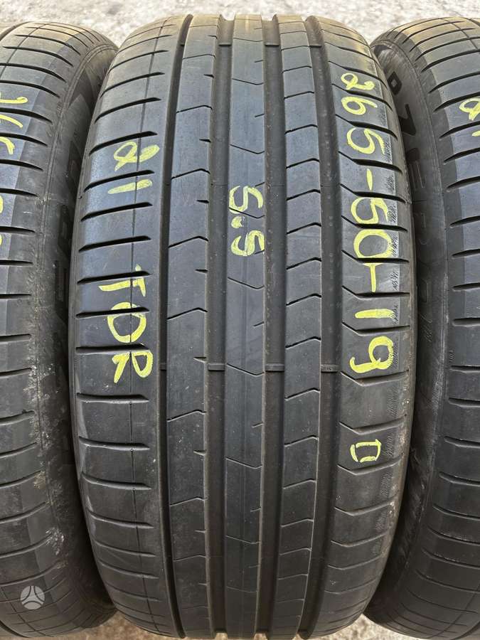 Pirelli P Zero PZ4, summer 265/50 R19