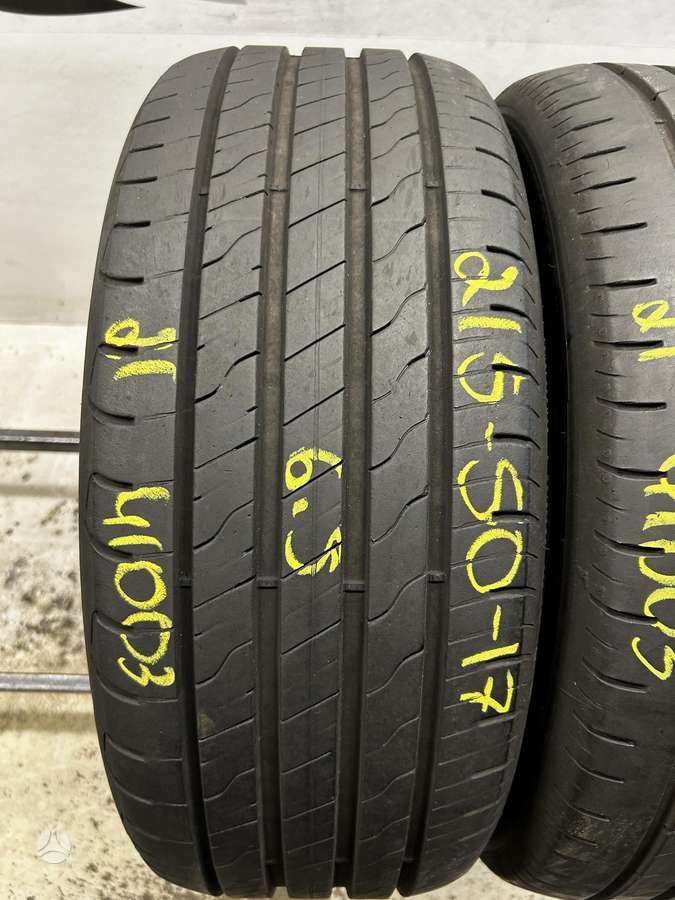 Goodyear Efficient Grip Performance 2, summer 215/50 R17