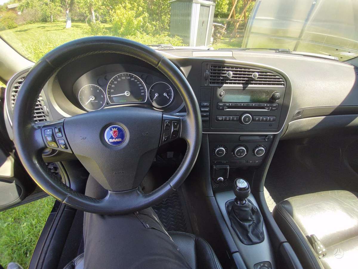 Saab 9-3, 1.9 l., Седан