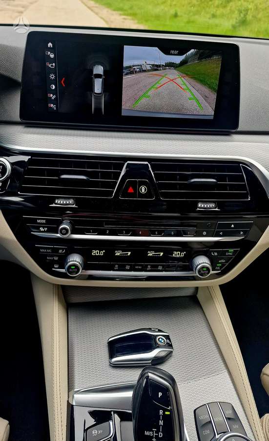 BMW 520, 2.0 l., wagon