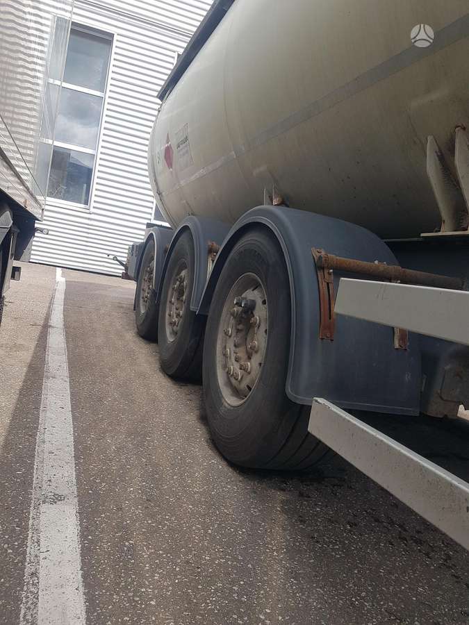 -Kita- OMSP MACOLA, tanker