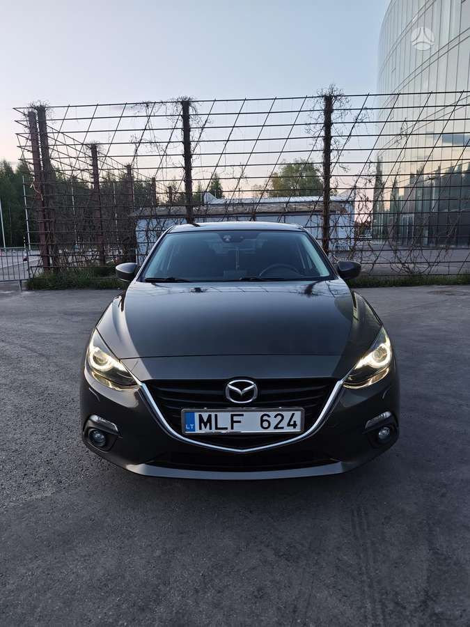 Mazda 3, 1.5 l., hatchback