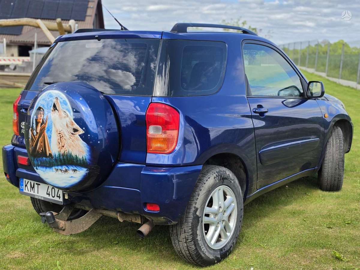 Toyota RAV4 - 4