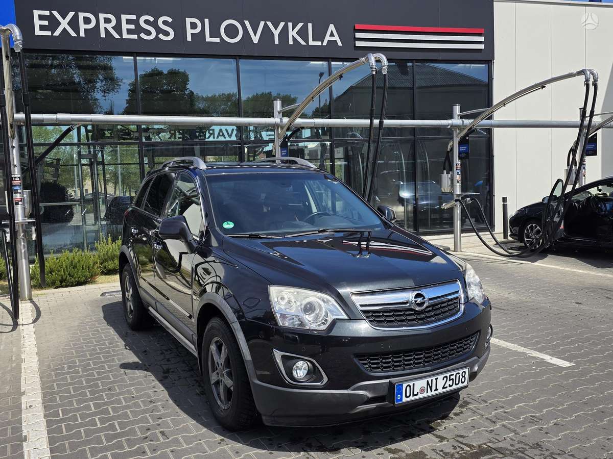 Opel Antara, 2.2 l., off-road / crossover
