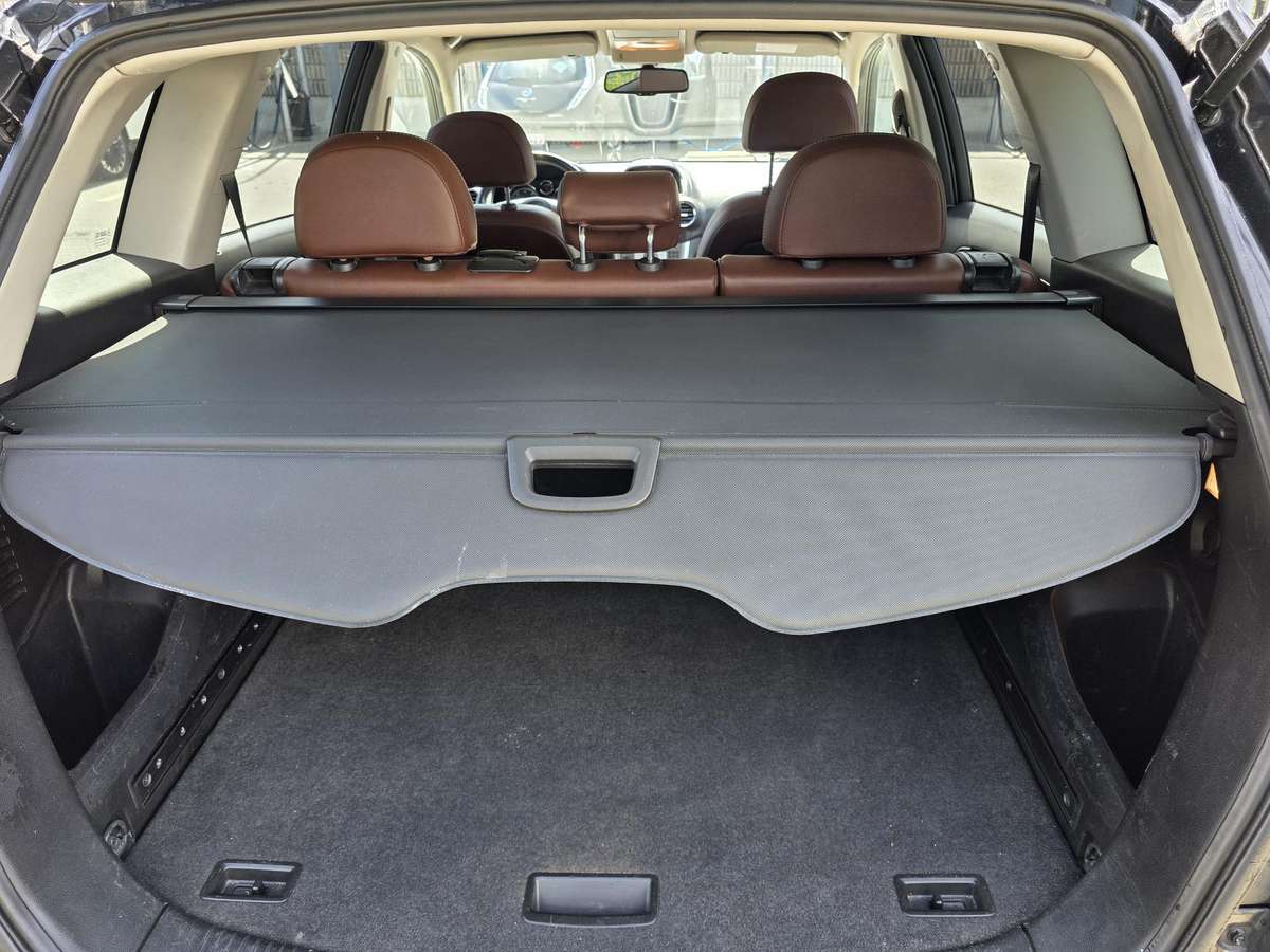 Opel Antara, 2.2 l., off-road / crossover