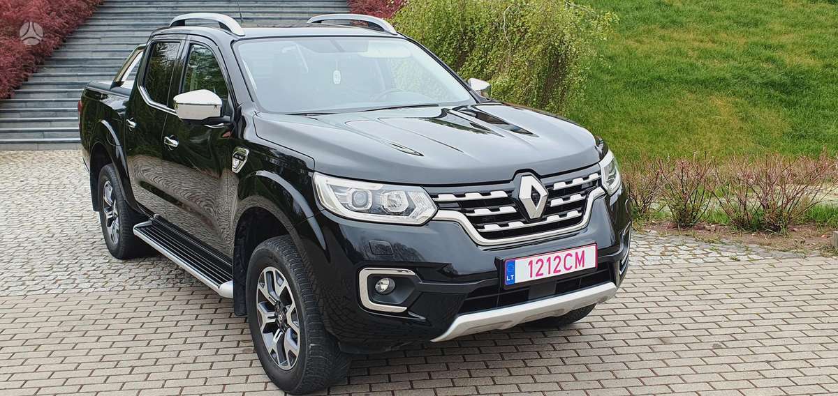 Renault Alaskan - 1