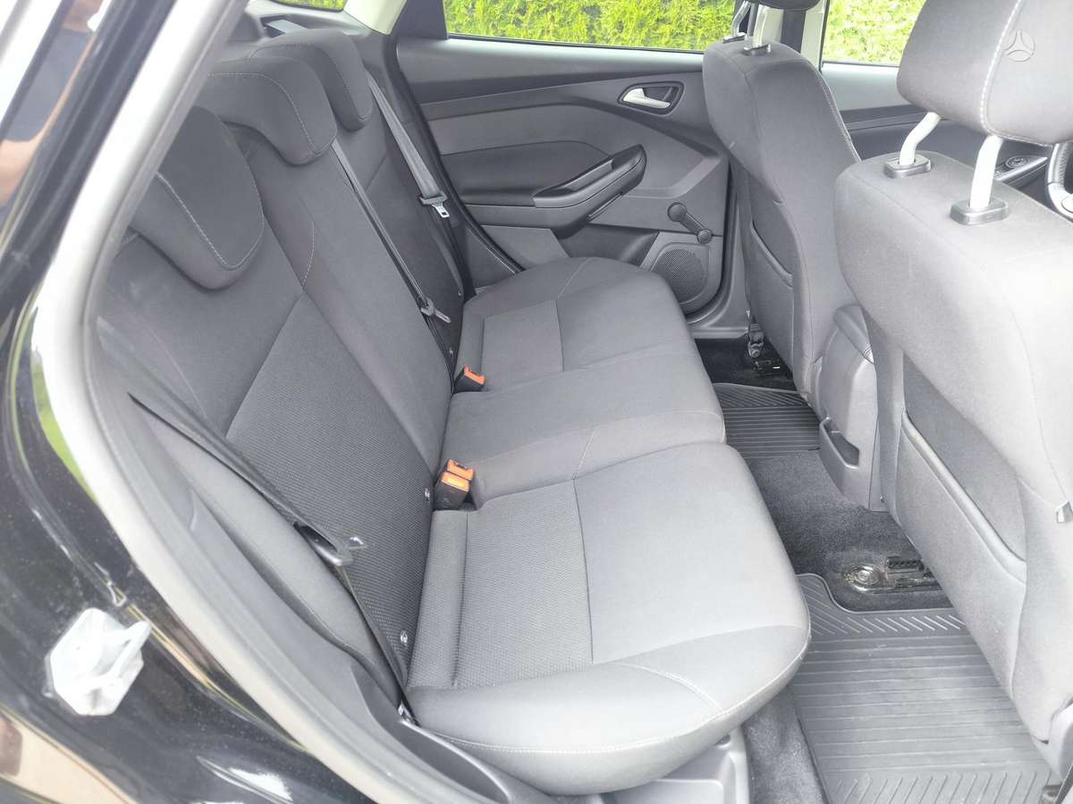 Ford Focus, 1.0 l., Хэтчбек