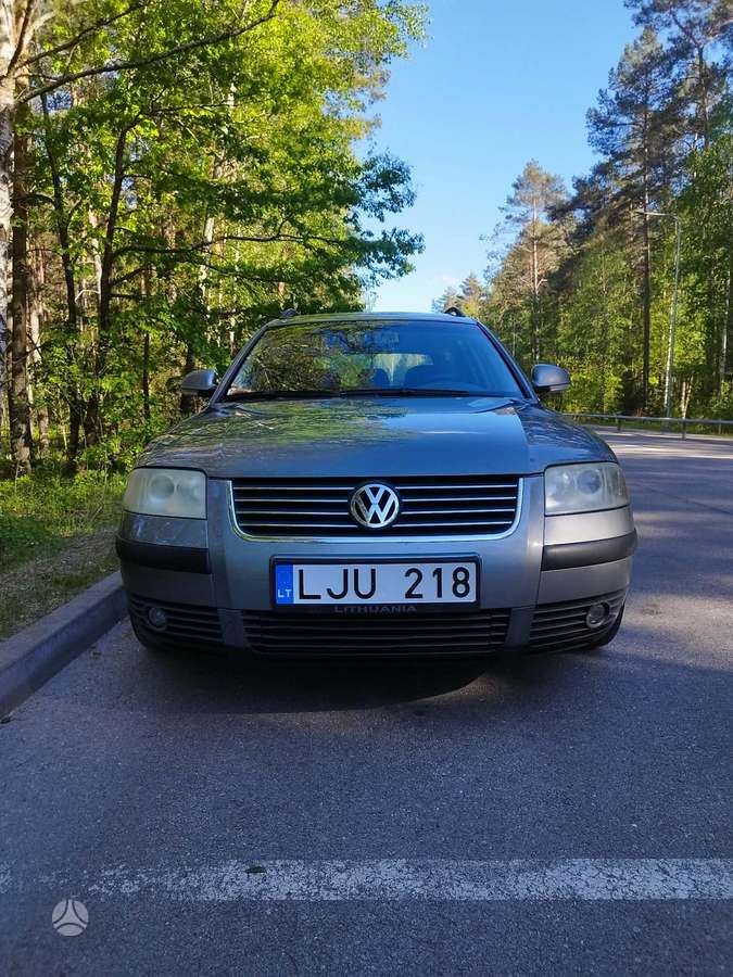 Volkswagen Passat - 4