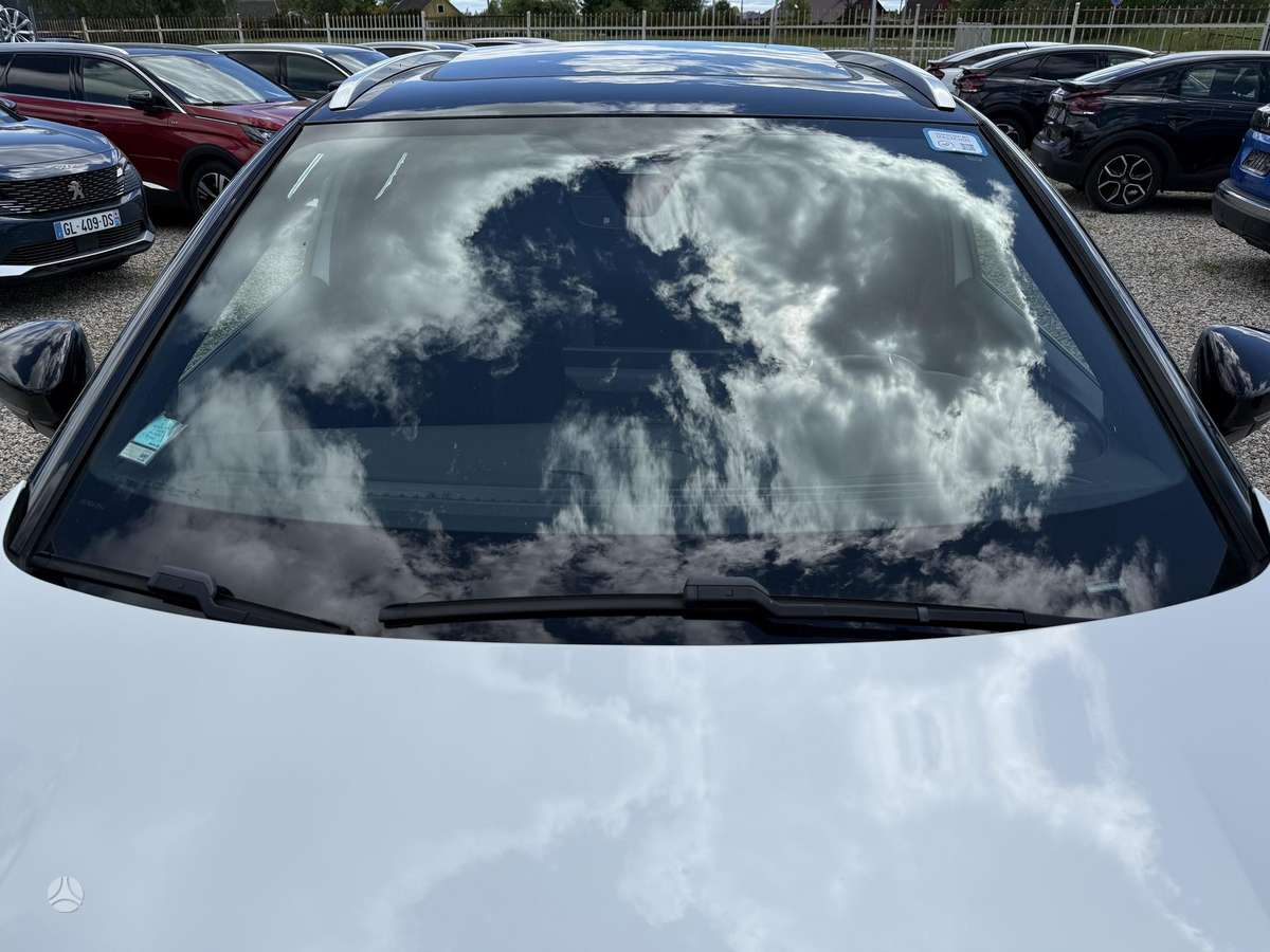 Peugeot 3008 - 11