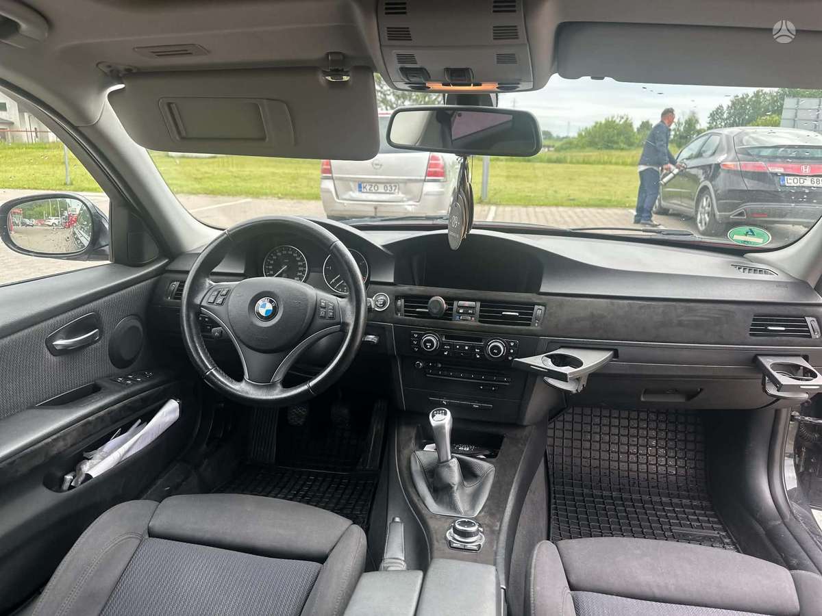 BMW 318, 2.0 l., Универсал