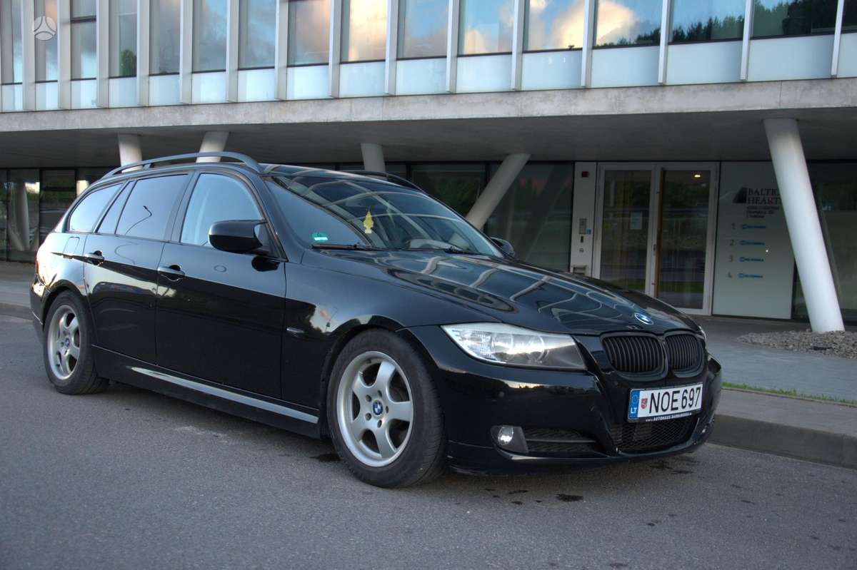BMW 320, 2.0 l., wagon
