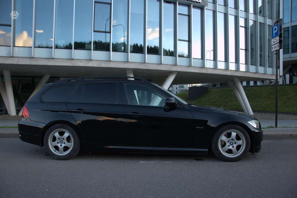 BMW 320, 2.0 l., wagon