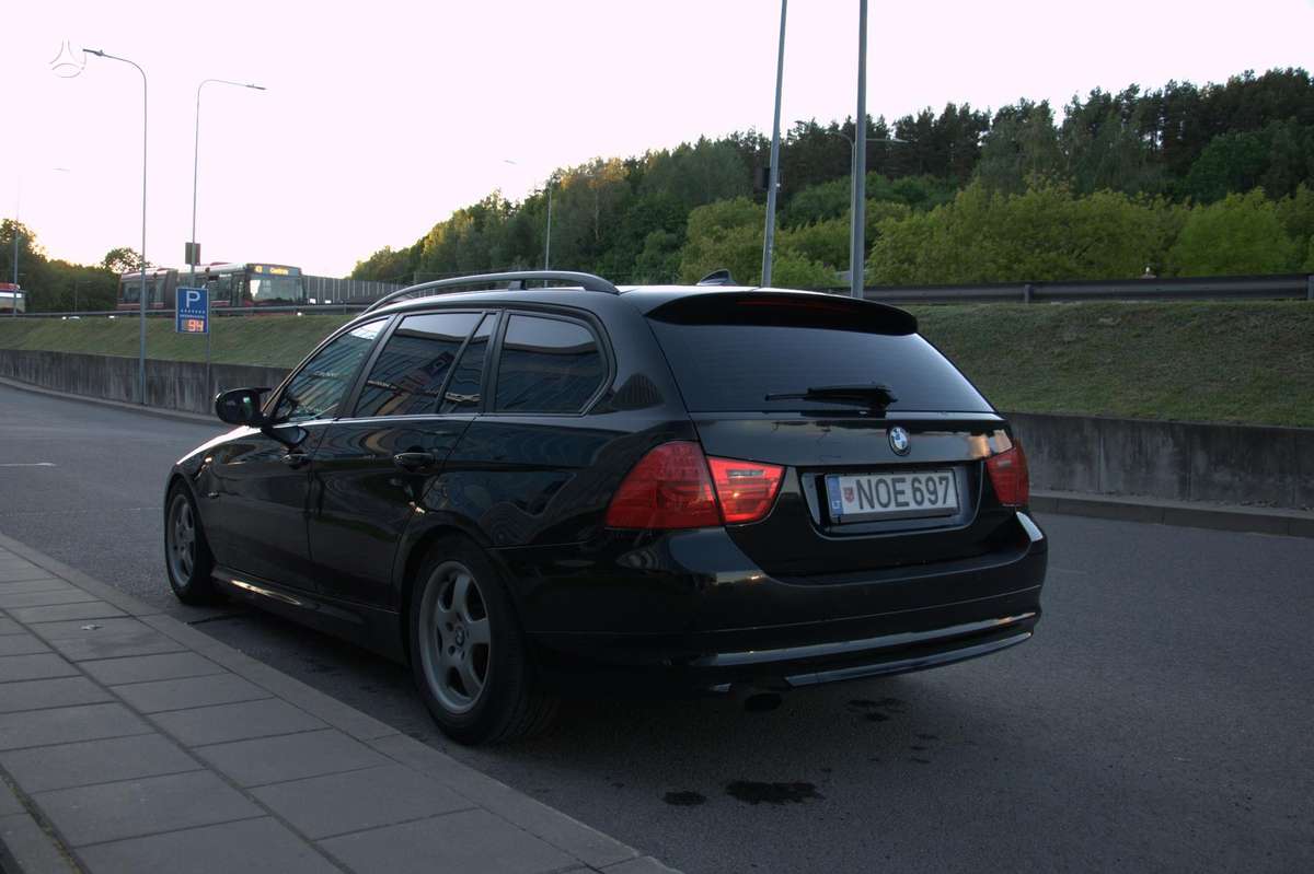 BMW 320, 2.0 l., wagon
