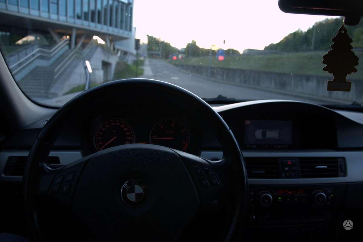 BMW 320, 2.0 l., Универсал