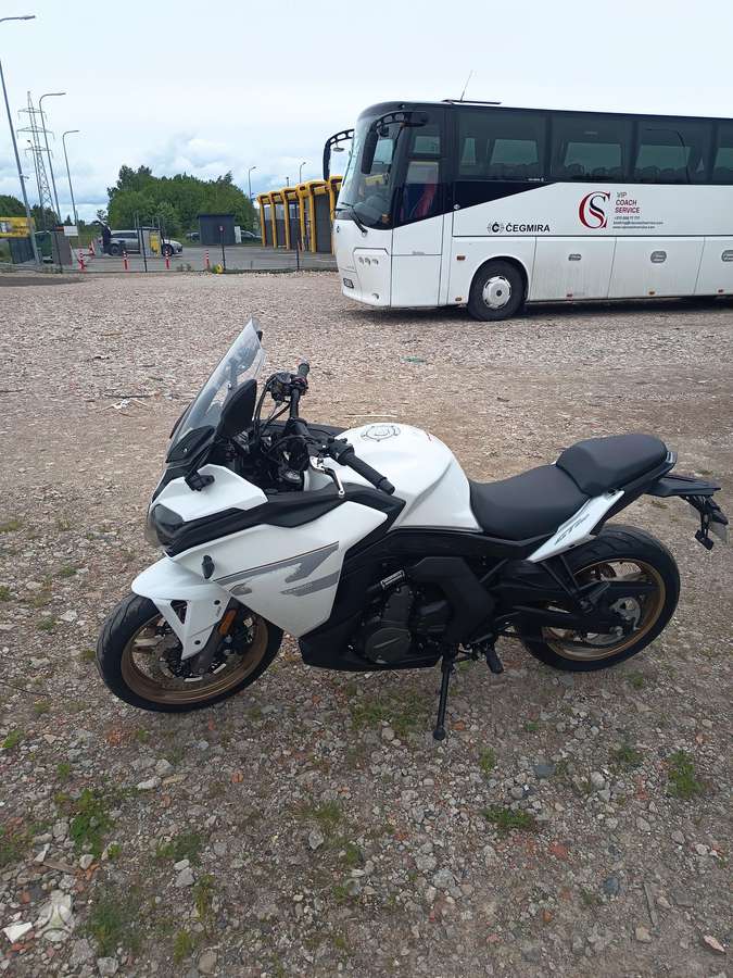 CFMOTO CF650 650cc, street / classic