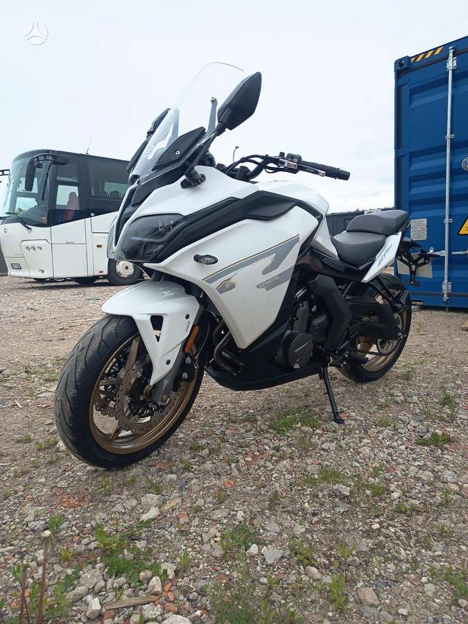 CFMOTO CF650 650cc, street / classic