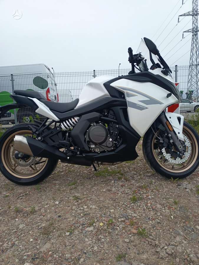 CFMOTO CF650 650cc, street / classic