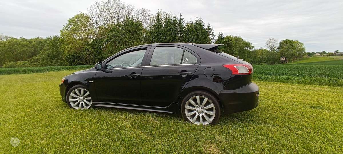 Mitsubishi Lancer, 2.0 l., hatchback