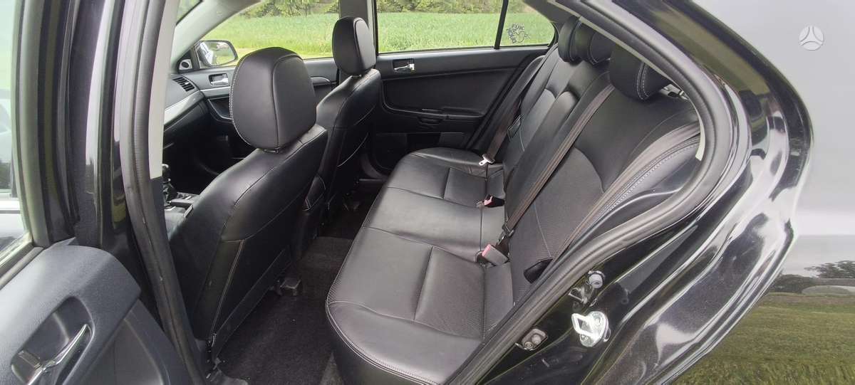Mitsubishi Lancer, 2.0 l., hatchback