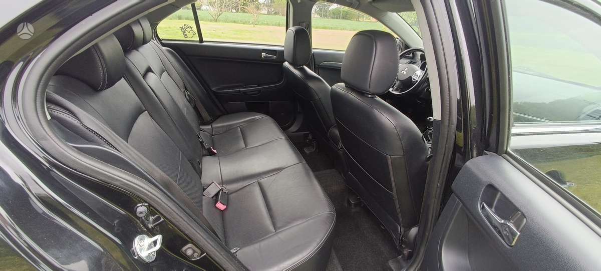 Mitsubishi Lancer, 2.0 l., hatchback
