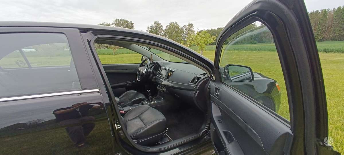 Mitsubishi Lancer, 2.0 l., hatchback