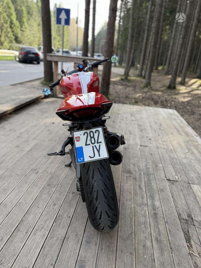 Ducati Monster 1200cc, street / classic