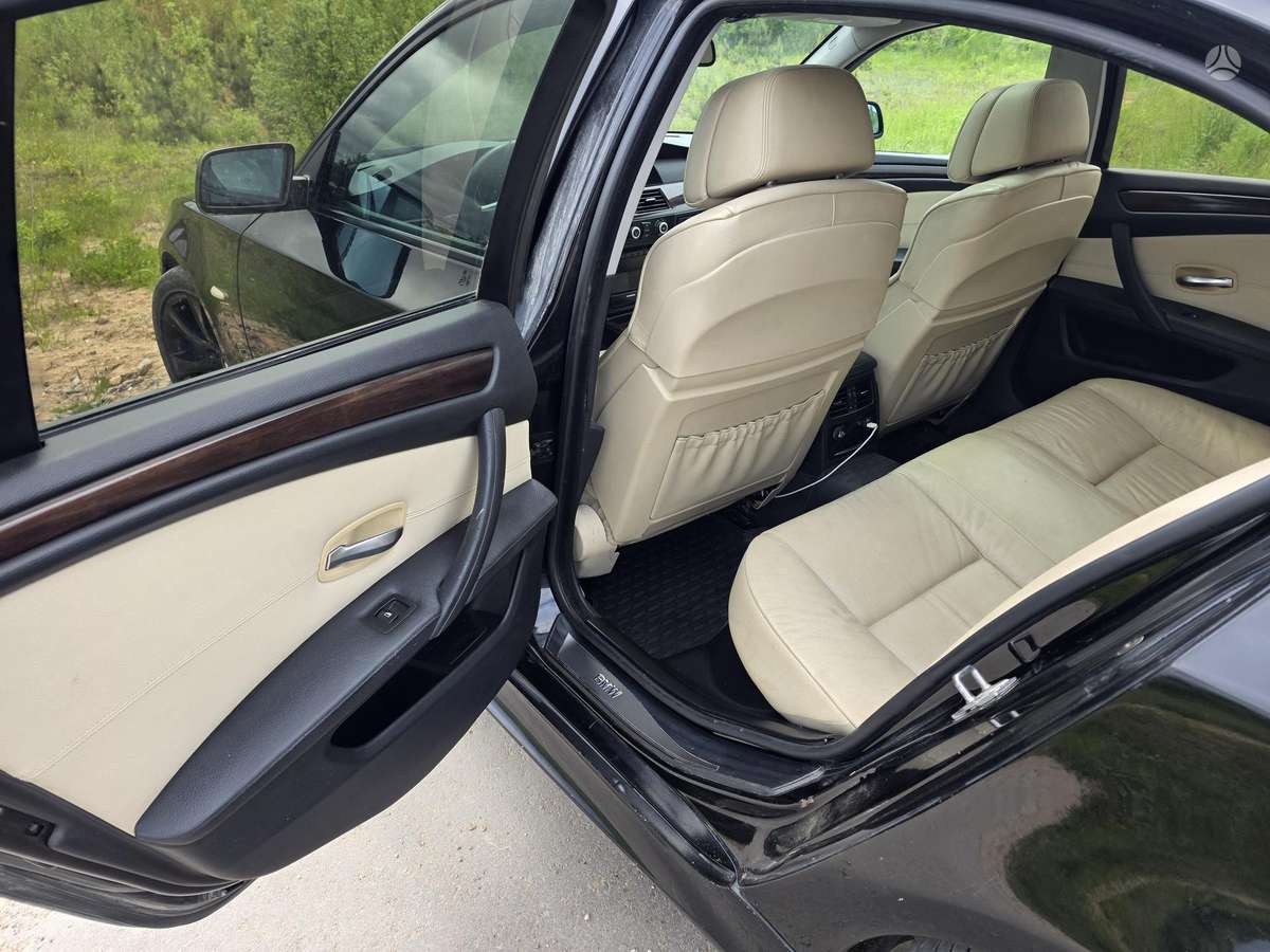 BMW 535, 3.0 l., Седан