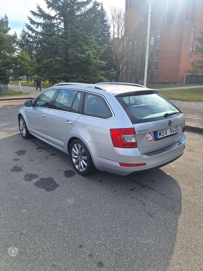Škoda Octavia - 5