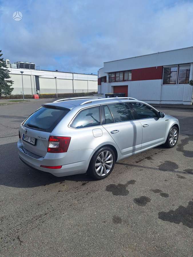 Škoda Octavia - 7