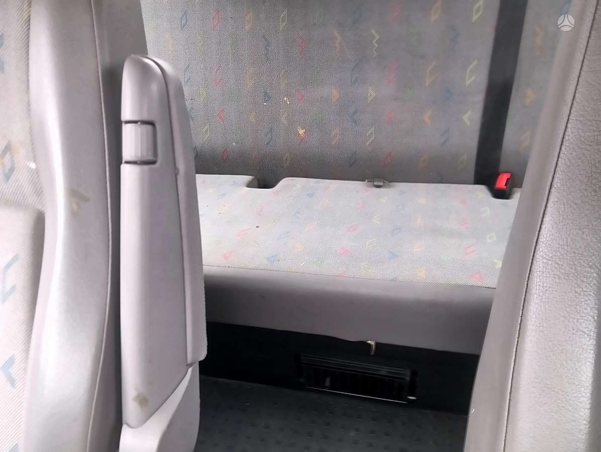 Volkswagen Transporter - 7