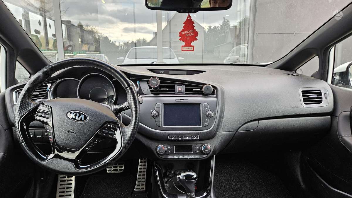 Kia Ceed, 1.6 l., hečbekas